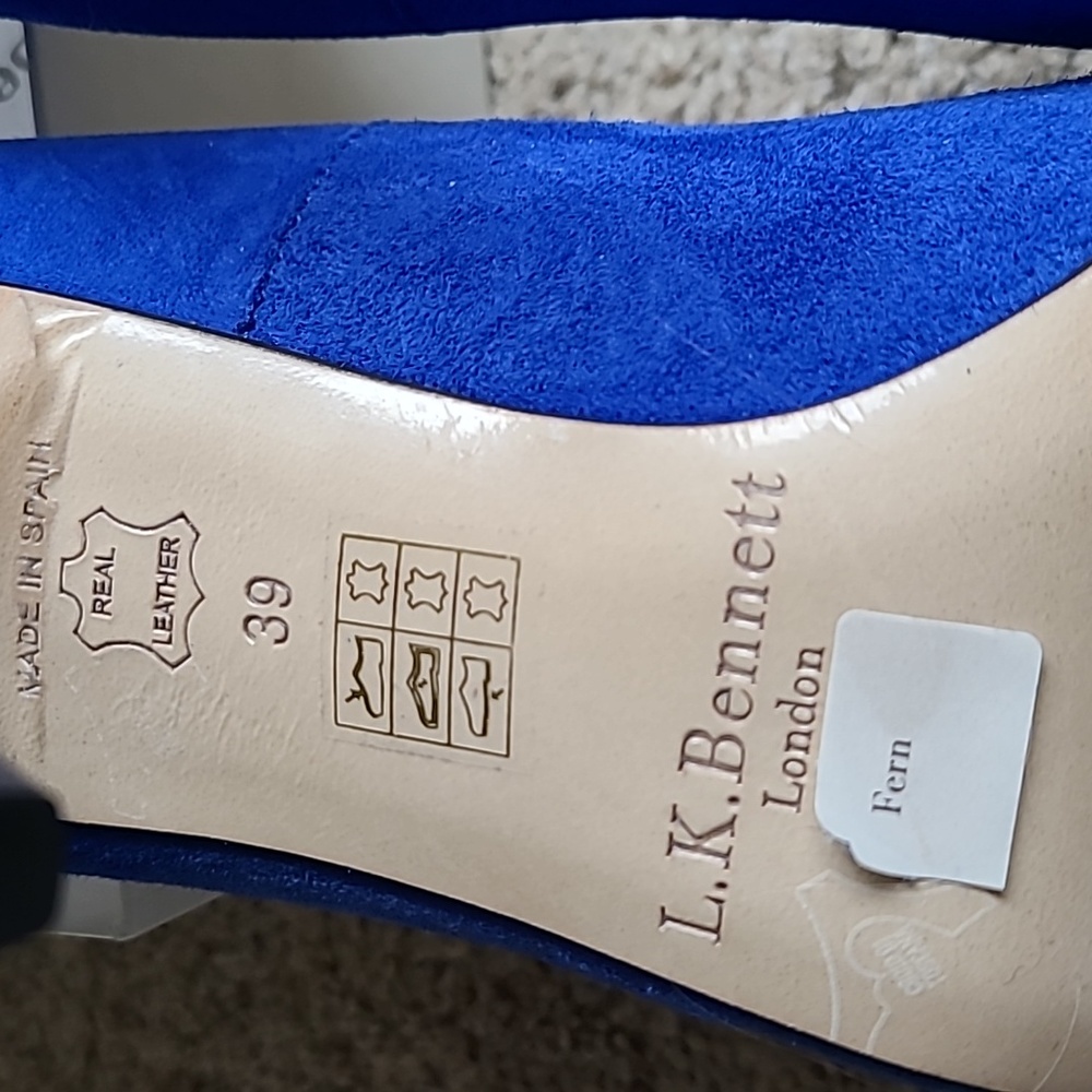 🌟Host Pick🌟 L.K. Bennett Fern Blue Suede Court Heels - Picture 9 of 14